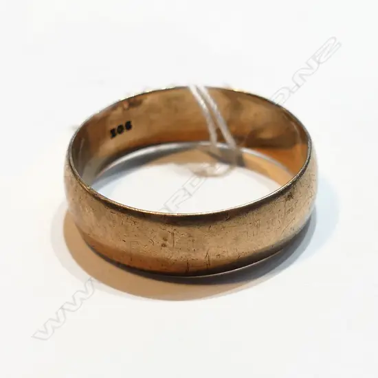 9ct GOLD BROAD WEDDING BAND, 5.2gm
