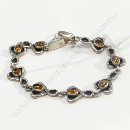 SILVER AMBER BRACELET