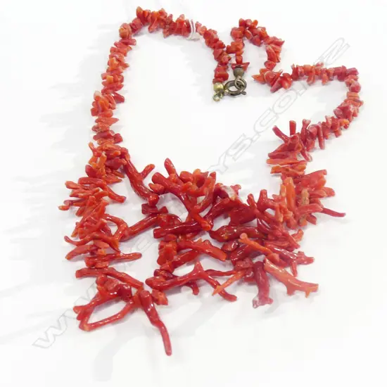 VINTAGE BRANCH CORAL NECKLACE