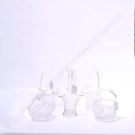 5 ASST CUT CRYSTAL BASKETS H 190 MM