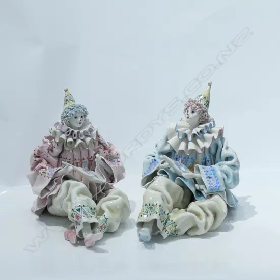 PR. HAND PAINTED PORCELAIN CLOWNS (FAULTS)