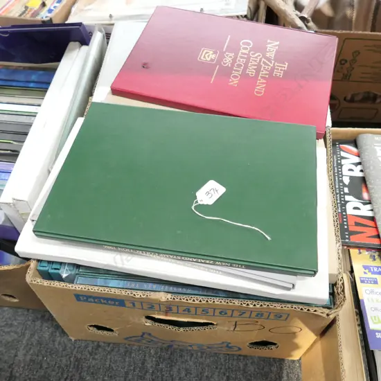 ASSTD. NZ STAMP COLLECTION BOOKS 