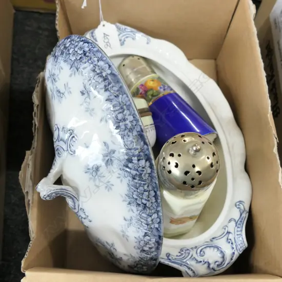 BOX OF ASSTD CHINA DISH, BOWLS AND SHAKERS 