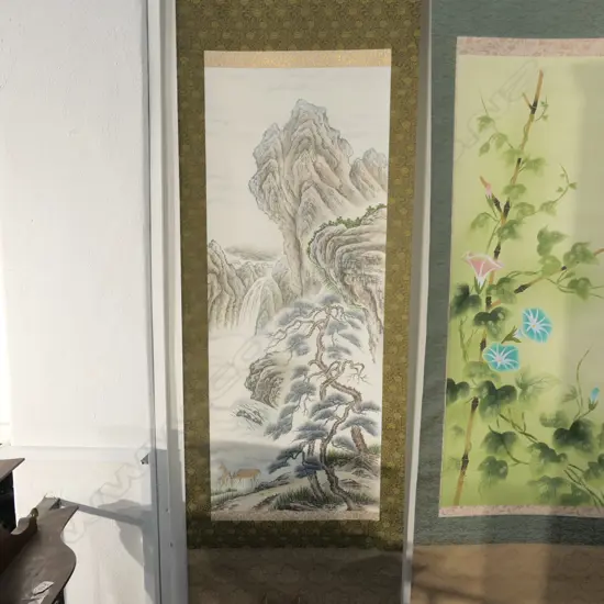 JAPANESE KAKEJIKO (HUNG SCROLL), IN ORIGINAL BOX, LANDSCAPE w OLD PINE (210)