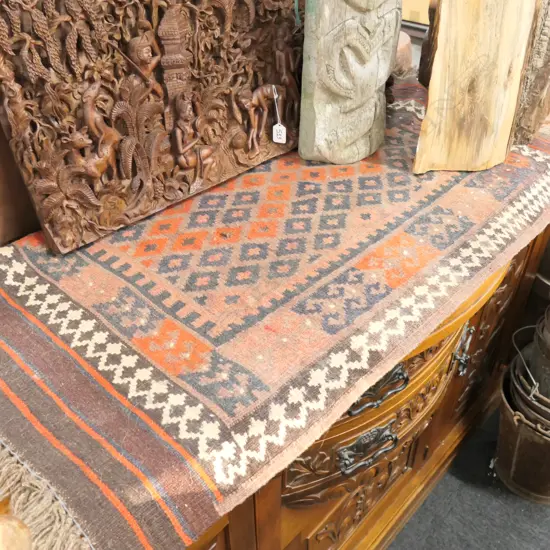 SMALL KELIM RUG 1190 X 920 MM