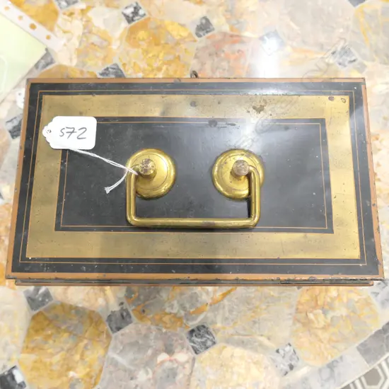 VICT METAL CASH BOX L 240 MM