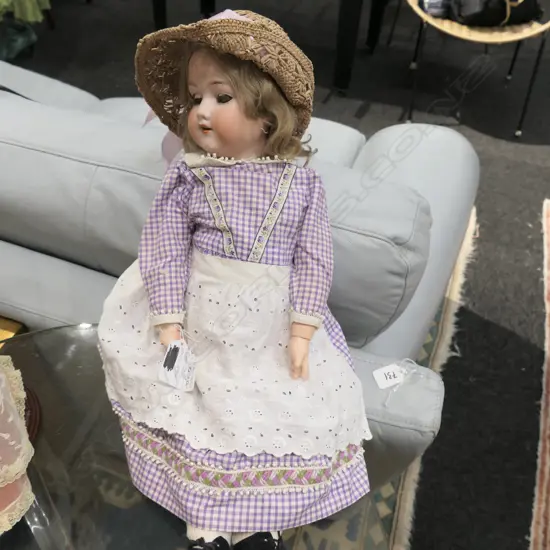 EARLY 19THC GERMAN A-M 390 PORCELAIN DOLL