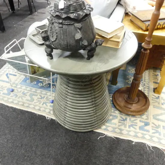 CAVIT & CO. GLASS TOPPED DINING TABLE THE BASE CAN BE USED WITH OR WITHOUT THE GLASS TOP. 1500 X 1900 X 740MM