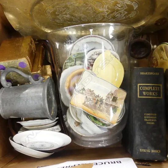 LOT ASST SMALL DISHES/BRASS/DOULTON/PEWTER ETC