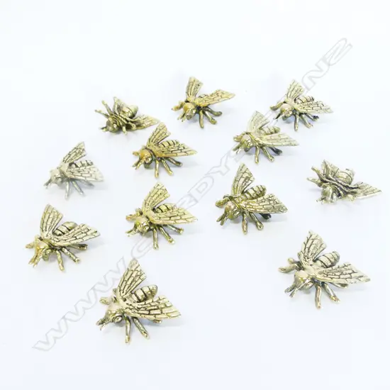 12X SMALL CAST BRONZE BEES 