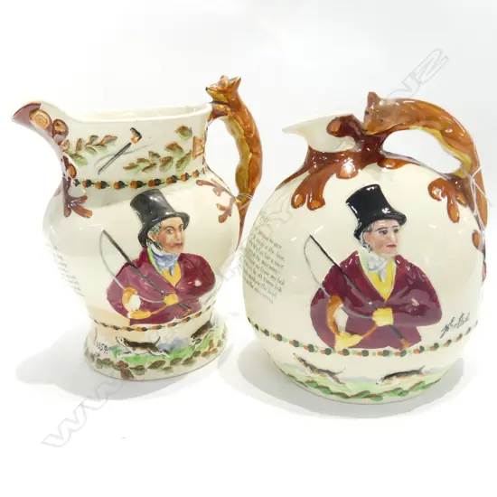 CROWN DEVON JOHN PEEL MUSICAL JUG + DECANTER H. 190MM