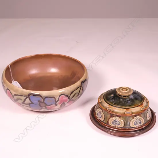 A ROYAL DOULTON LAMBETH BOWL+DISH AND COVER BOTH A.F DIA 200 MM