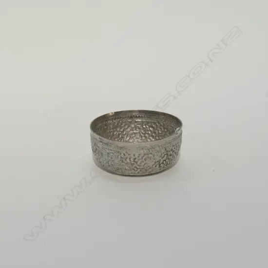 SMALL THAI SILVER BOWL 43gm