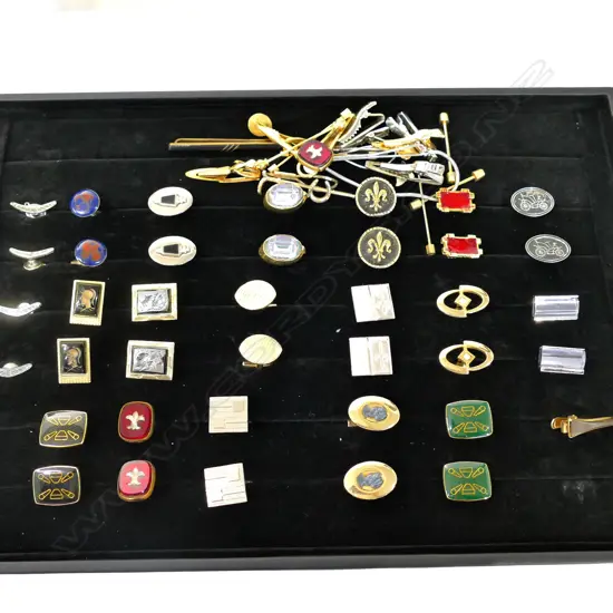 CUFFLINKS--TIE PINS & COLLAR PINS