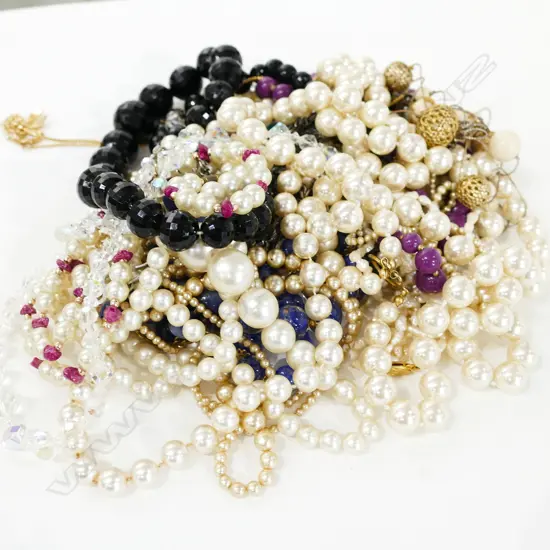 COSTUME JEWELLERY, 20 X NECKLACES