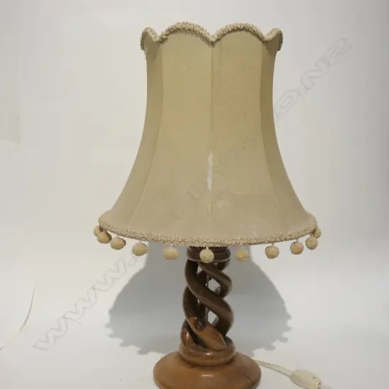 OAK VINTAGE TABLE LAMP DBLE HELIX