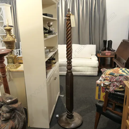 MAHOGANY LAMP BASE  H 1680 MM