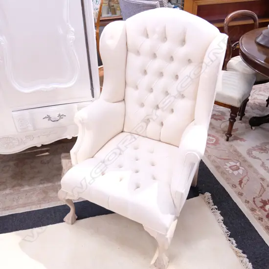 PR CONTEMPORARY BUTTONED WINGBACK ARMCHAIRS H. 1140MM