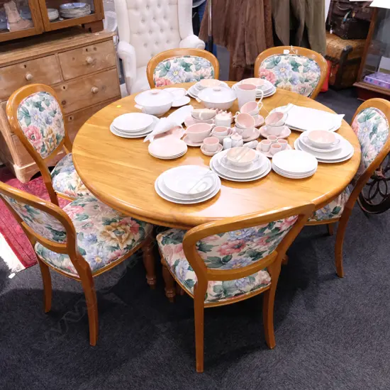 RIMU TABLE AND CHAIRS