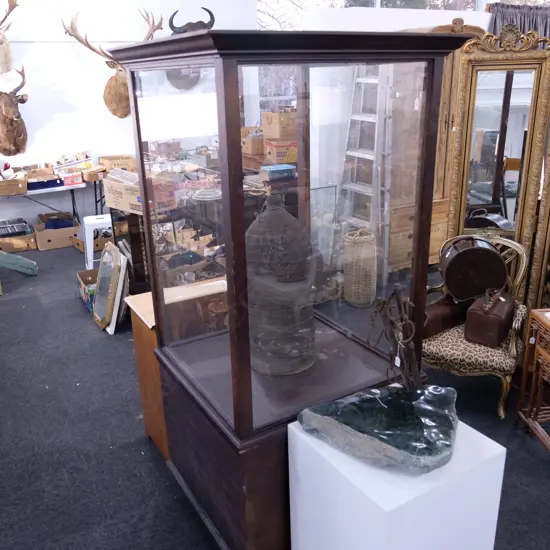 TALL DISPLAY CABINET SQUARE SECTION