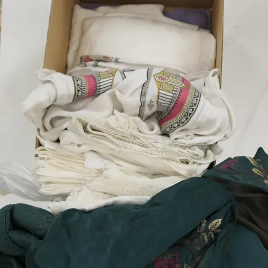 LOT ASST LINEN / FABRIC / SILK DRESS