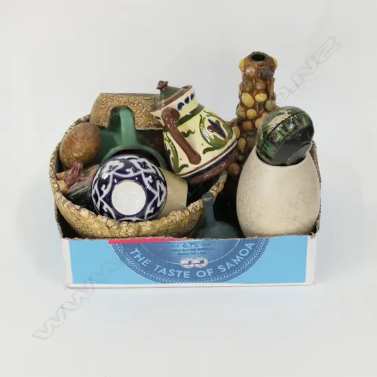 SMALL BOX COLLECTABLES