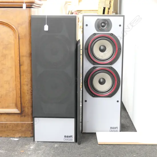 PR OF B+W DM330 SPEAKERS