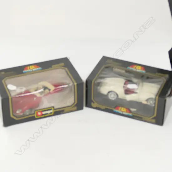 BURAGO 1/18 SCALE LANCIA+JAGUAR