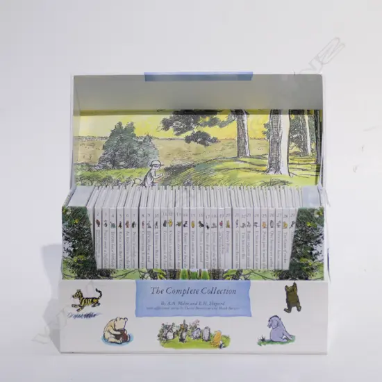 BOXED BOOK SET 'WINNIE THE POOH, COMPLETE COLLECTION'
