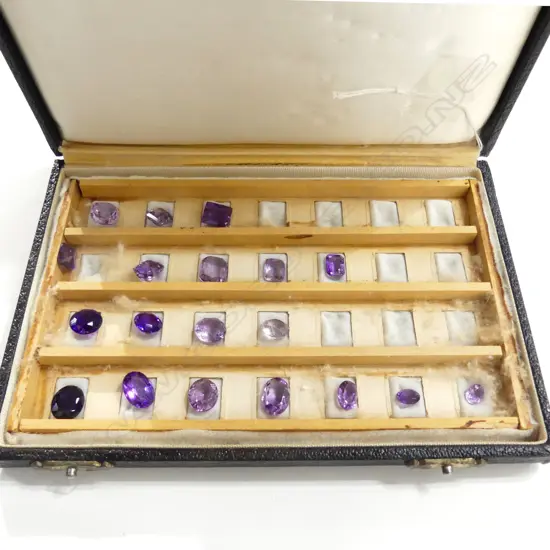 BOX OF AMETHYST SAMPLE STONES 19 STONES