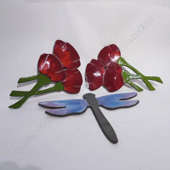 3 MORRIS & JAMES POTTERY WALL PLAQUES