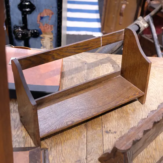 SMALL OAK SHELF