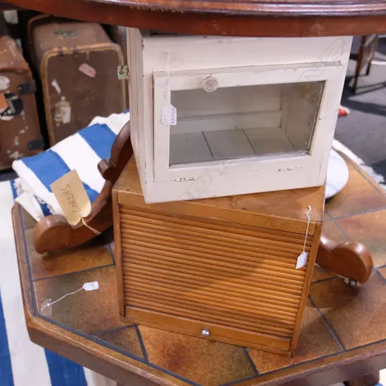 SMALL PAINTED MEDICINE CABINET + FILING CABINET H. 350MM