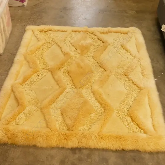 PATCHWORK SHEEPSKIN RUG