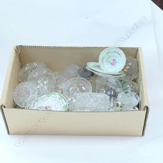 LOT ASST CRYSTAL / CHINA + SHELLEY TRIO