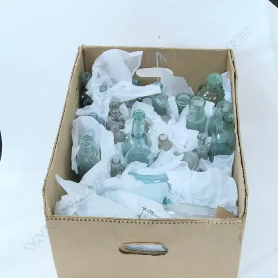 LOT ASST ANTIQUE BOTTLES