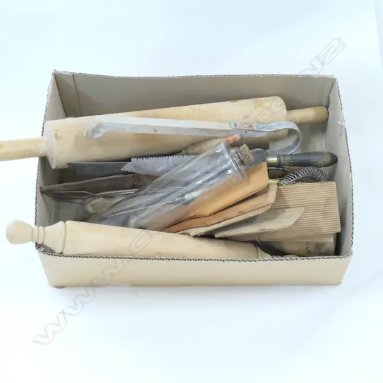 LOT VINTAGE ROLLING PINS ETC