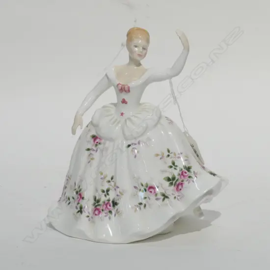 ROYAL DOULTON FIGURE SHIRLEY HN2702