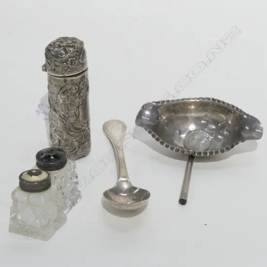 STERLING SPOON / SALTS / HOLDER A/F ETC 110 GMS