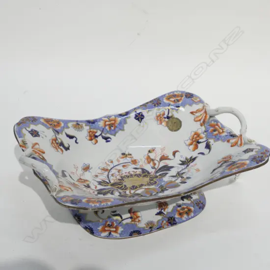 VICTORIAN FOOTED FRUIT BOWL IMARI PATTERN