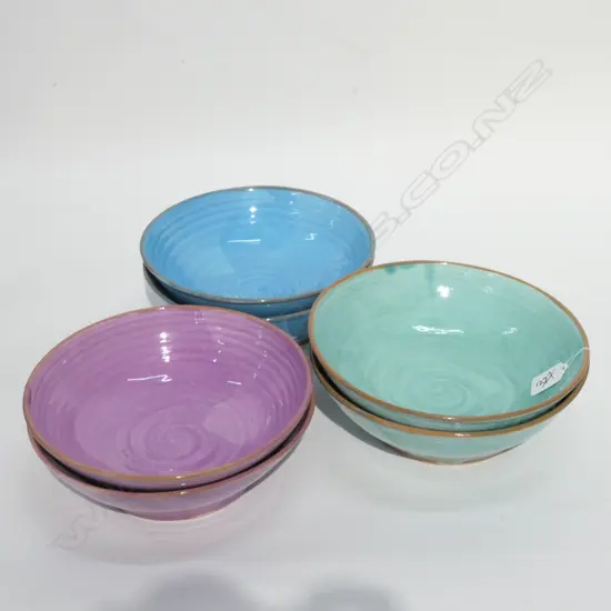SIX KATHERINE SMYTHE POTTERY BOWLS 75 X 220MM