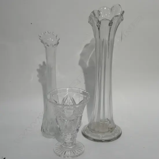 CRYSTAL VASE WITH 2 TALL GLASS VASES H 510 MM