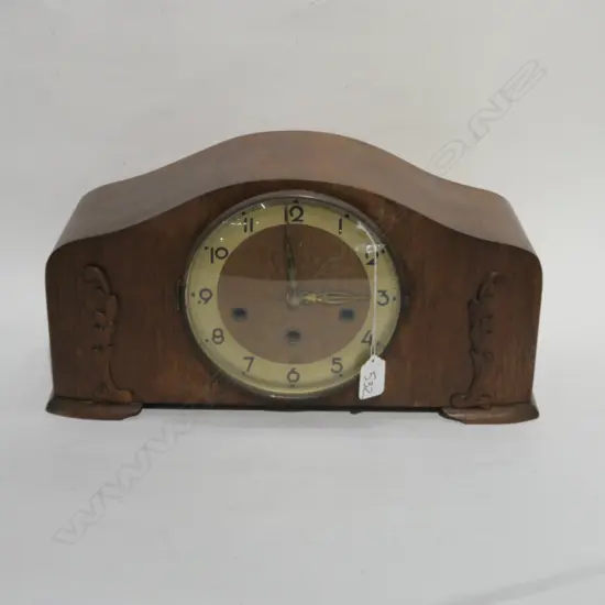 OAK MANTLE CLOCK