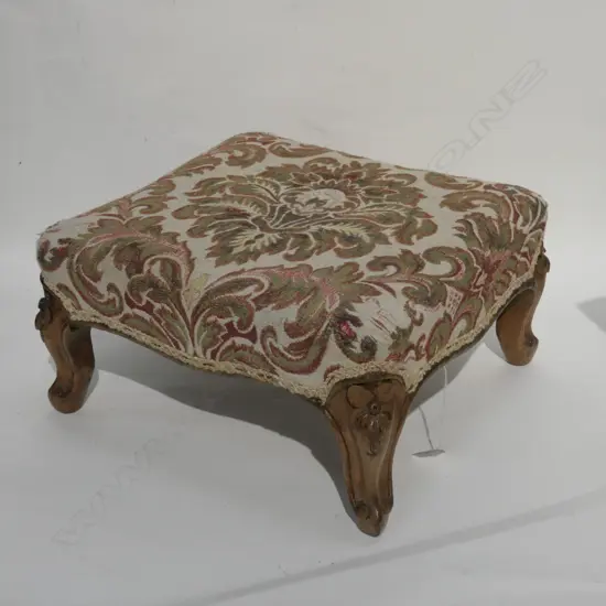 SMALL WALNUT FOOTSTOOL W. 340