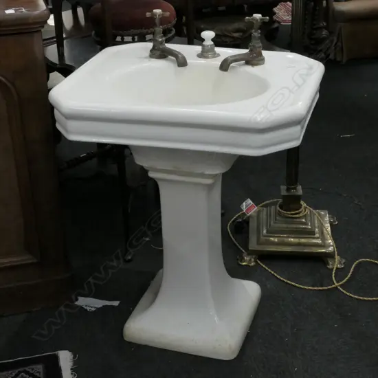 VINTAGE PORCELAIN BATHROOM SINK AND PEDESTAL H. 800