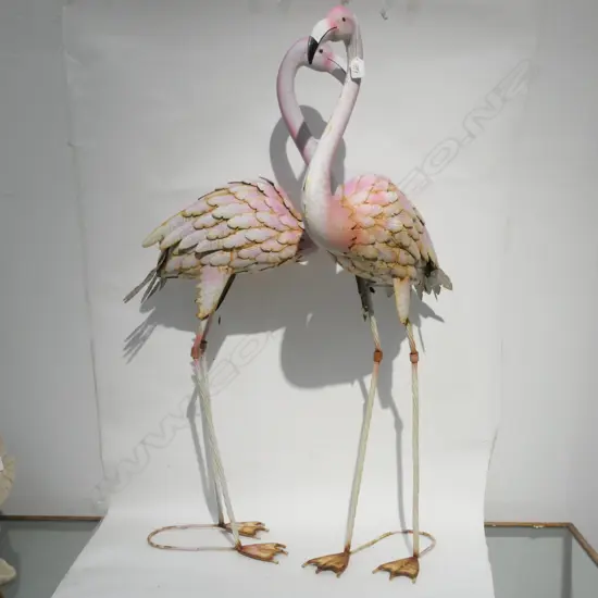 2 LARGE GARDEN METAL FLAMINGOS