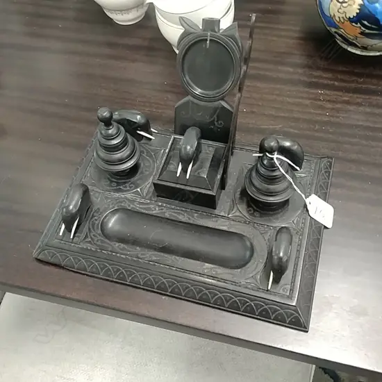 EBONY DESK STAND