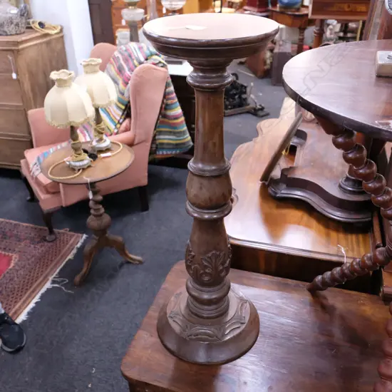 CARVED WOODEN PEDESTAL H. 750