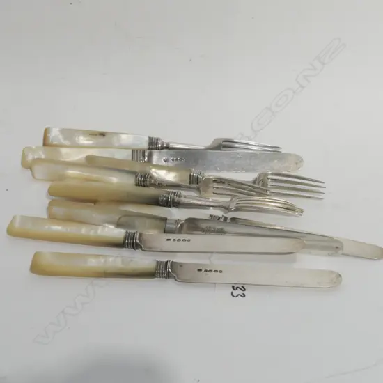 VICTORIAN MILITARY CRESTED 5 KNIVES & 5 FORKS WITH SILVER BLADES & TINES,