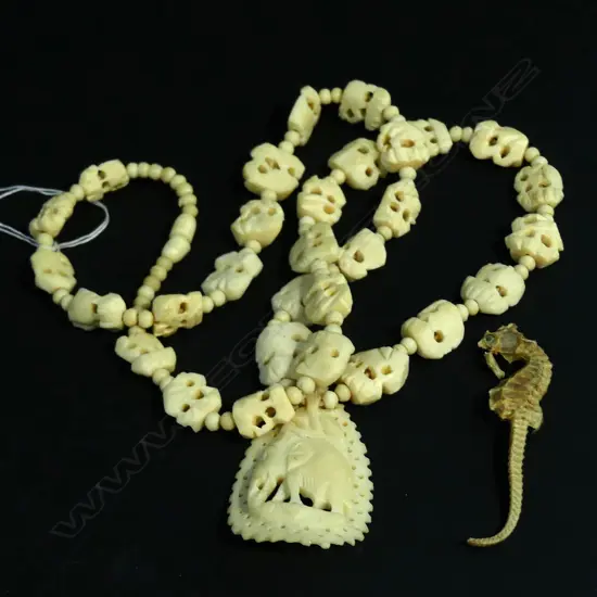 OLD FINE CARVED IVORY & SILVER DBLE PLAQUE BROOCH